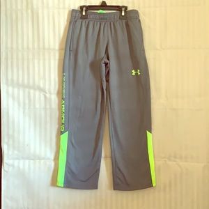 🌟UNDER ARMOUR TRACK PANTS🌟